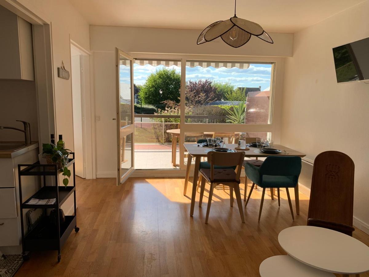 Trouville, Appartement Renove Avec Grande Terrasse Au Calme المظهر الخارجي الصورة