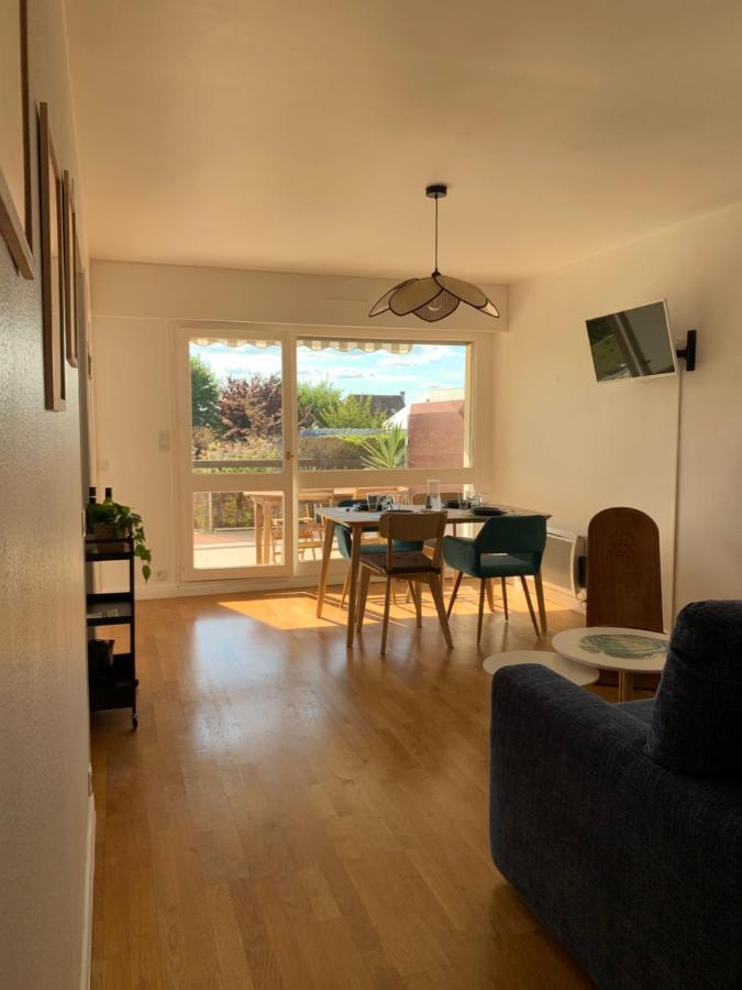 Trouville, Appartement Renove Avec Grande Terrasse Au Calme المظهر الخارجي الصورة